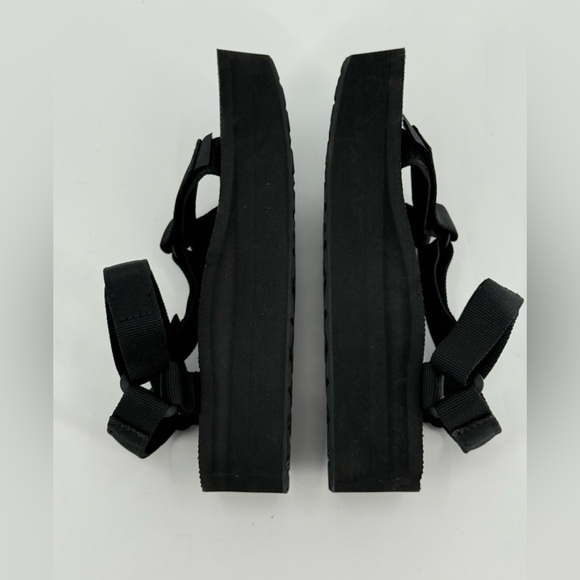 Teva Platform Sandals 6 - Picture 6 of 8